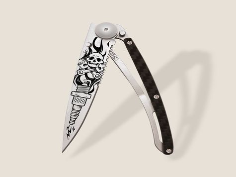 Deejo Serrated 37g, Kohlefaser / Biker
